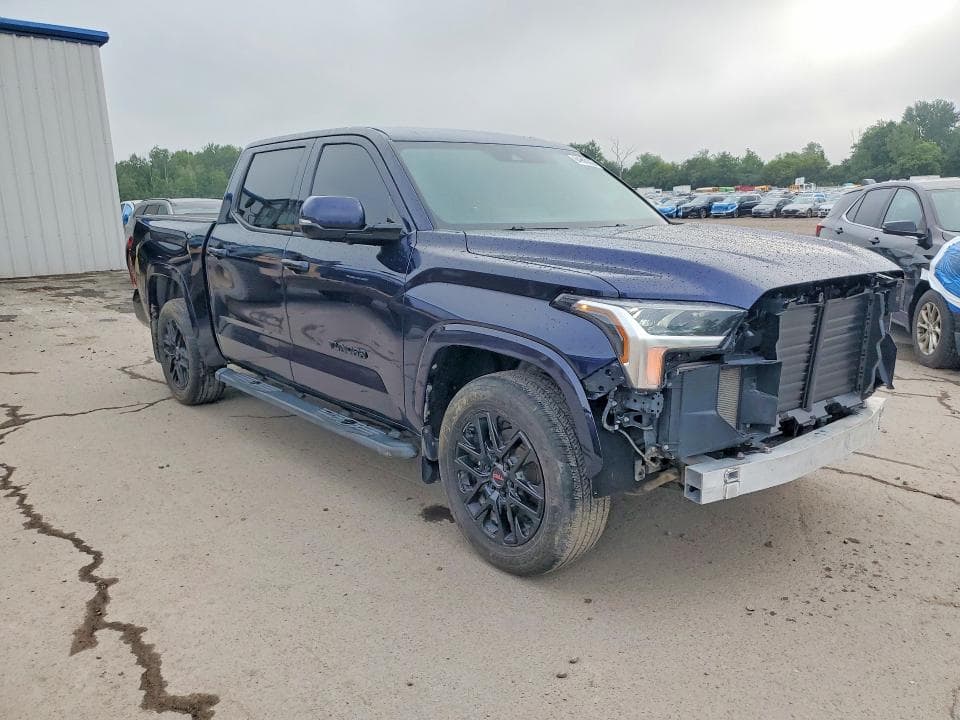2024 TOYOTA TUNDRA CREWMAX 4