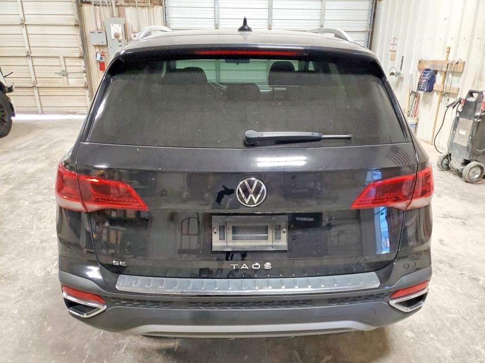 2022 VOLKSWAGEN TAOS SE 6