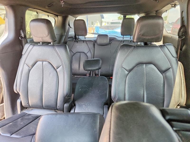 2019 CHRYSLER PACIFICA TOURING L PLUS 10