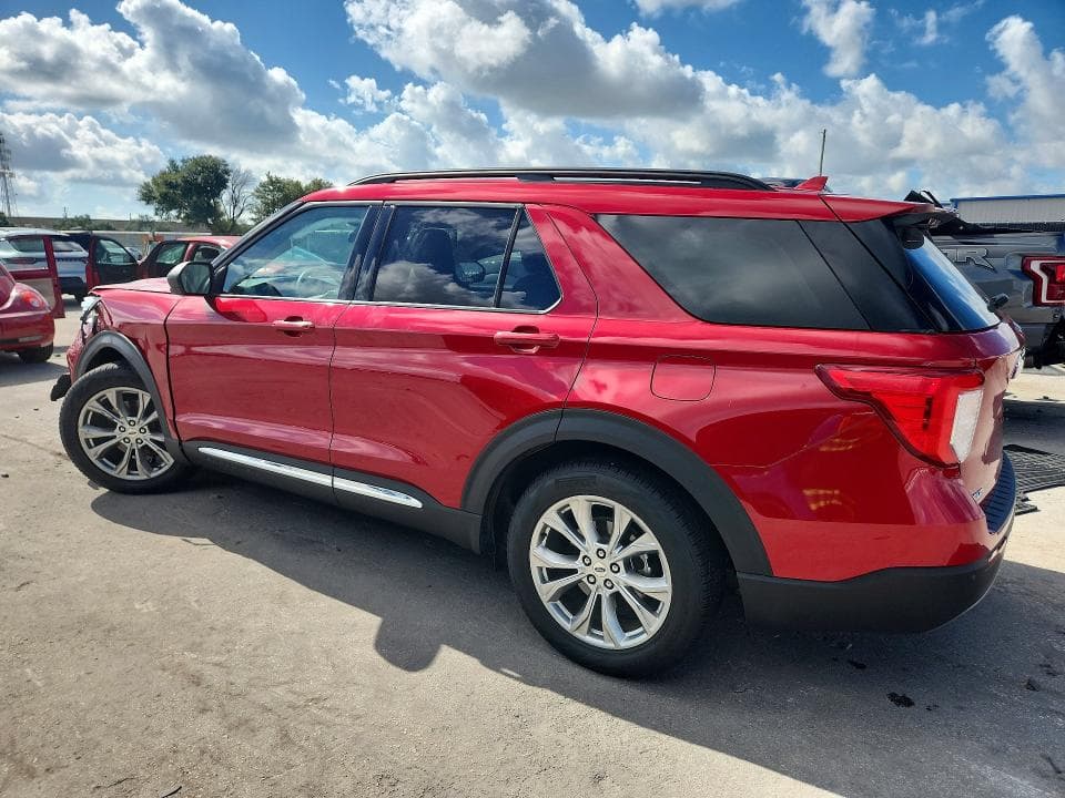 2020 FORD EXPLORER XLT 2