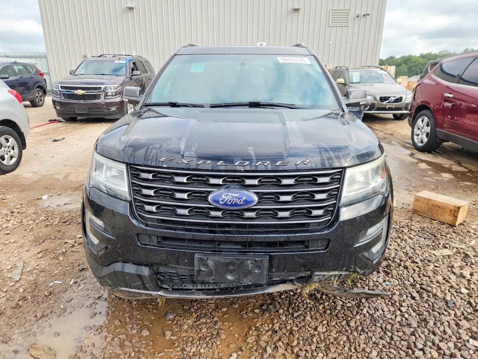 2017 FORD EXPLORER XLT 5