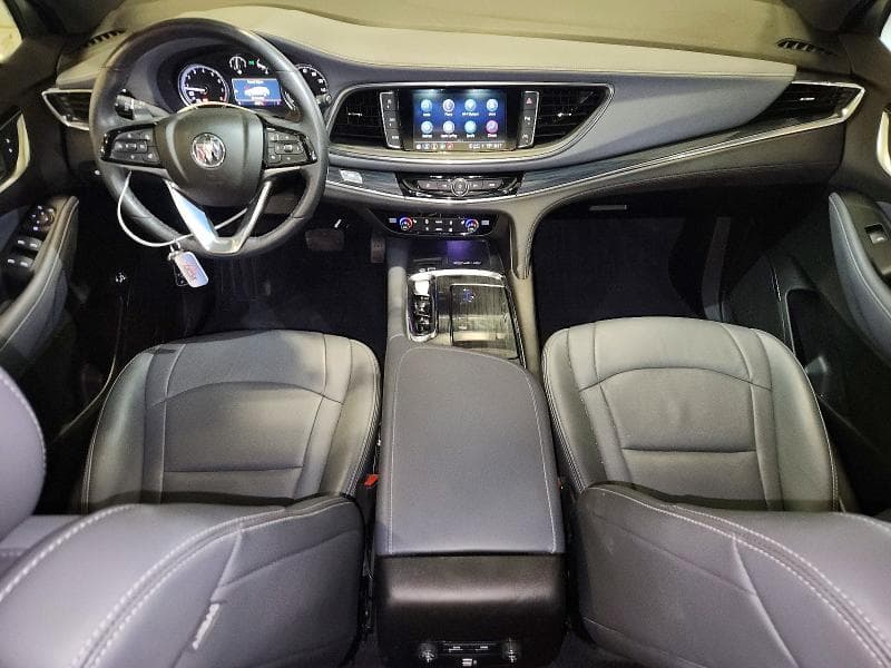2023 BUICK ENCLAVE ESSENCE 8
