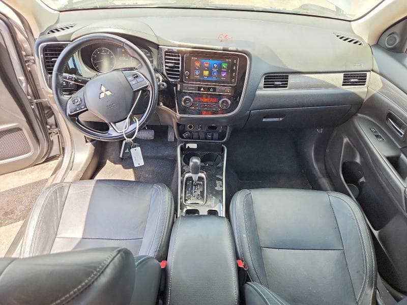 2019 MITSUBISHI OUTLANDER SE 8