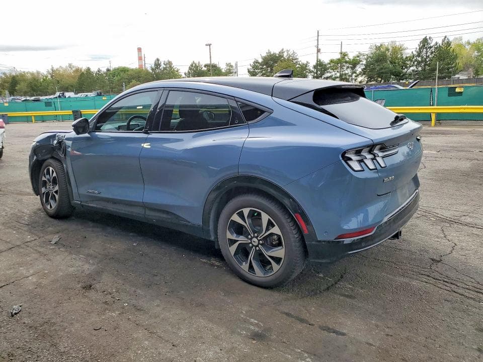 2023 FORD MUSTANG MACH-E PREMIUM 2