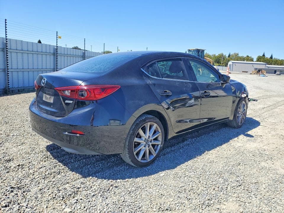 2017 MAZDA 3 TOURING 3