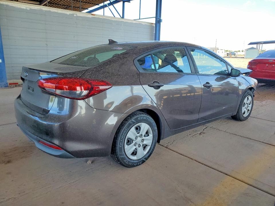 2017 KIA FORTE LX 3