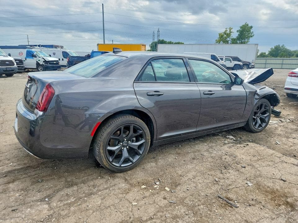 2021 CHRYSLER 300 TOURING 3