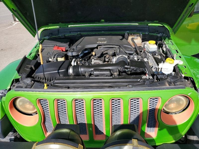 2018 JEEP WRANGLER UNLIMITED SAHARA 12