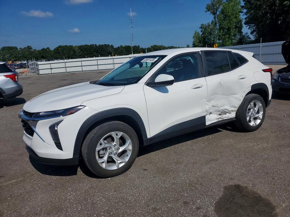 2024 CHEVROLET TRAX LS - 1