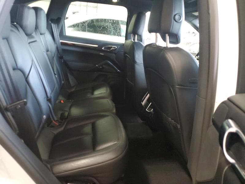 2017 PORSCHE CAYENNE SE HYBRID PLATINUM 10