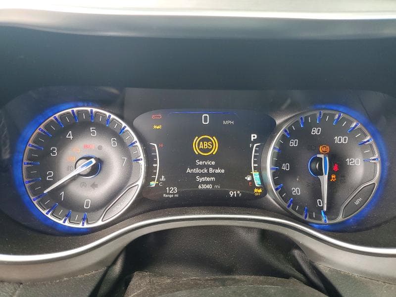 2023 CHRYSLER PACIFICA LIMITED 9