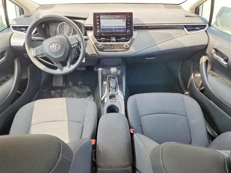 2020 TOYOTA COROLLA LE 8
