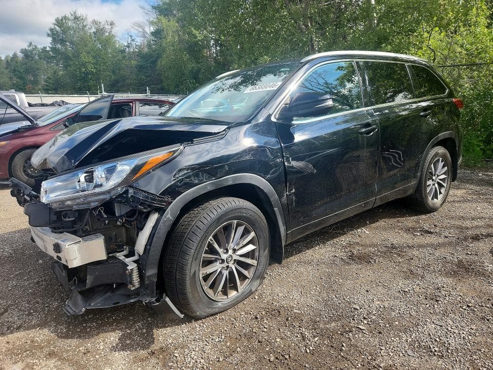 2018 TOYOTA HIGHLANDER XLE
