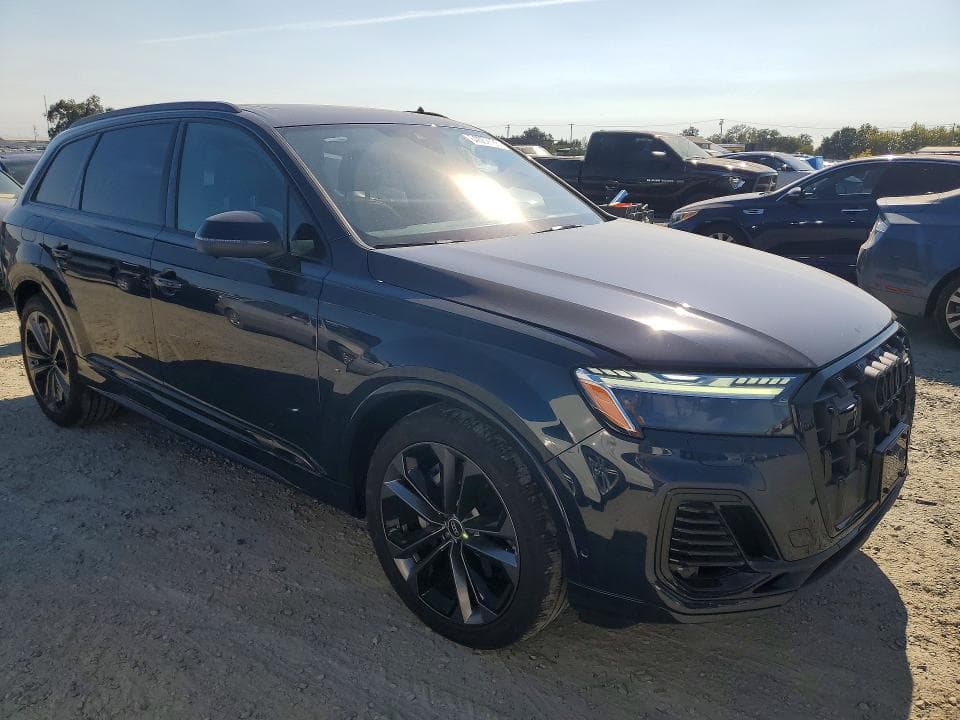 2025 AUDI Q7 PRESTIGE 4