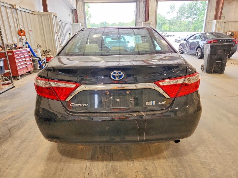 2017 TOYOTA CAMRY HYBRID LE 6