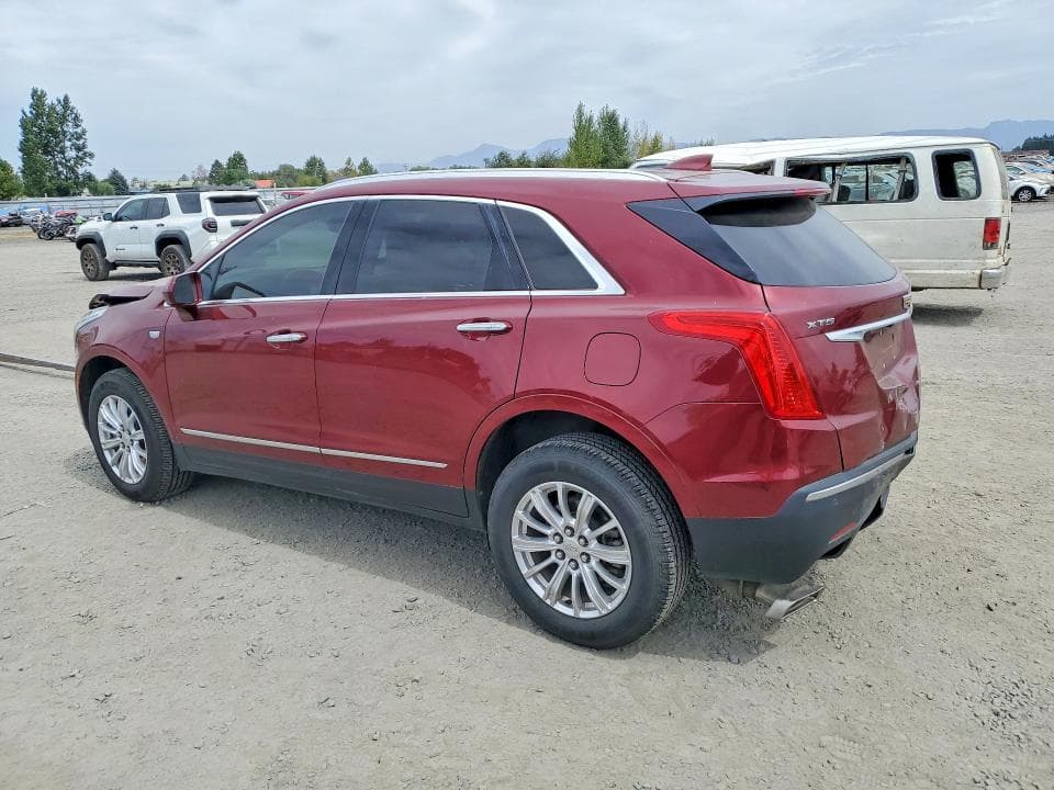 2017 CADILLAC XT5 2