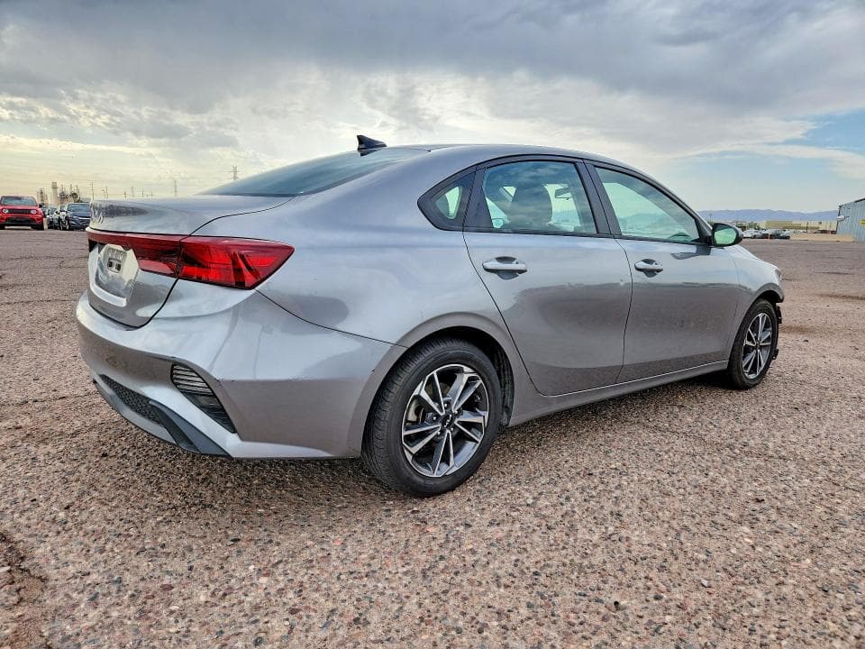 2022 KIA FORTE LXS 3