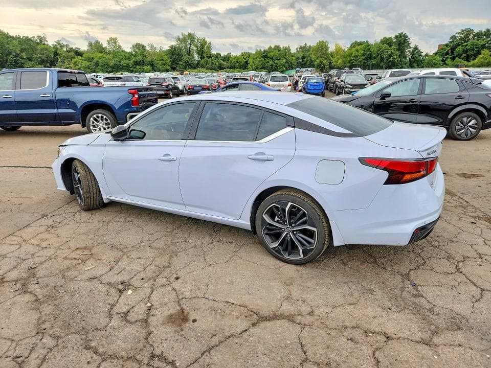 2024 NISSAN ALTIMA SR 2
