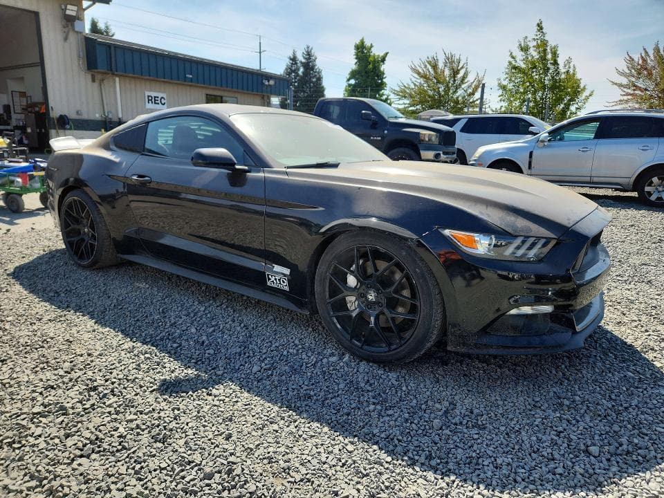 2017 FORD MUSTANG 4