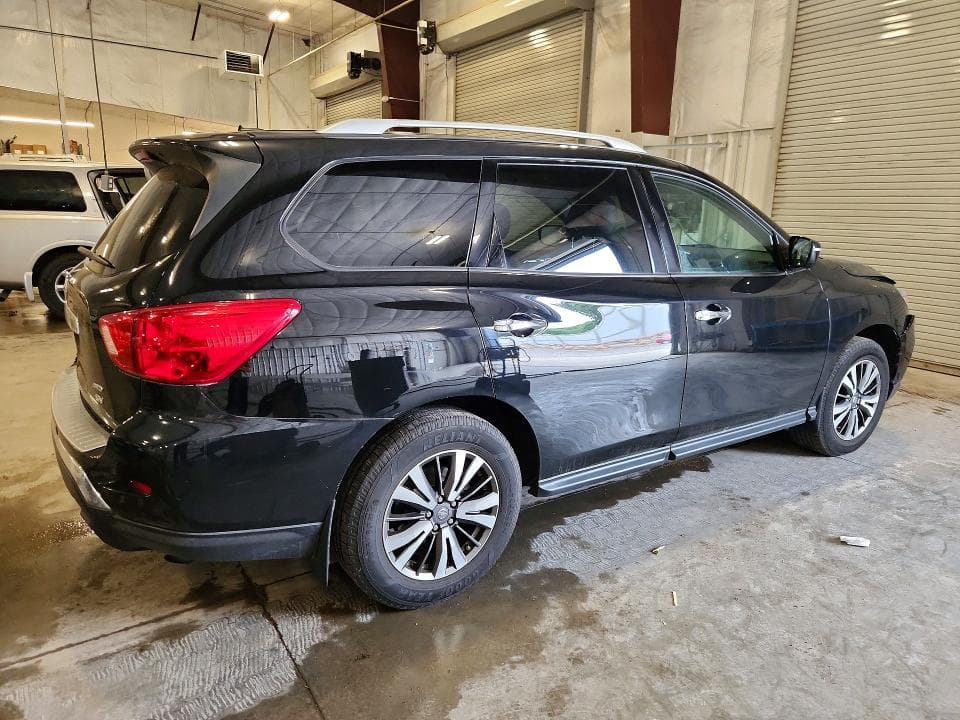 2017 NISSAN PATHFINDER SV 3