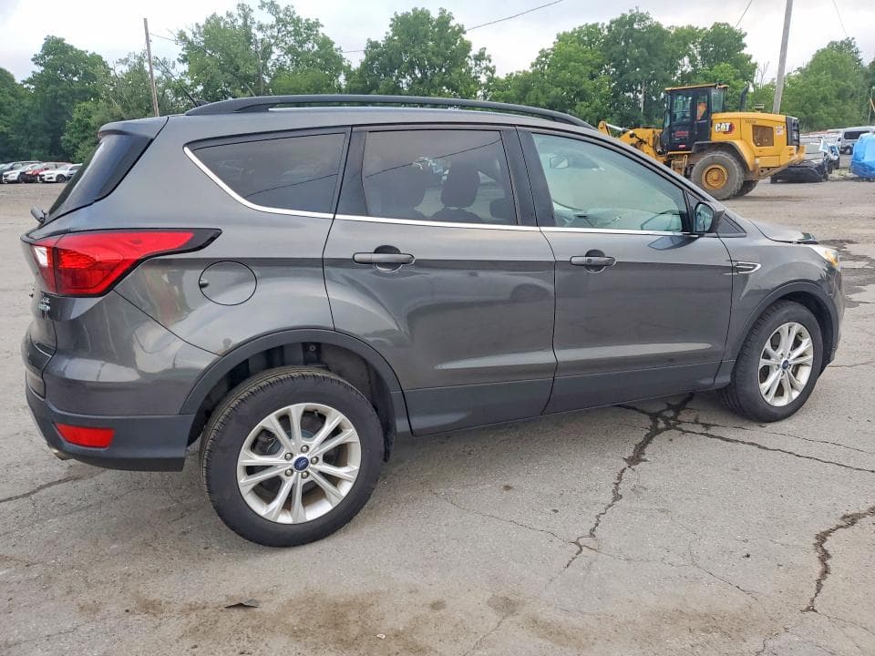2019 FORD ESCAPE SEL 3