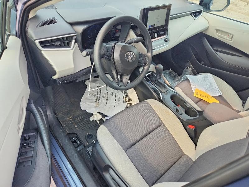 2026 TOYOTA COROLLA LE 8