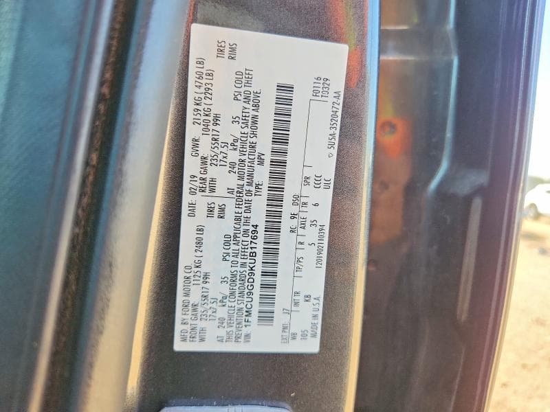 2019 FORD ESCAPE SE 12