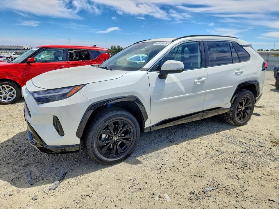 2022 TOYOTA RAV4 SE - 1