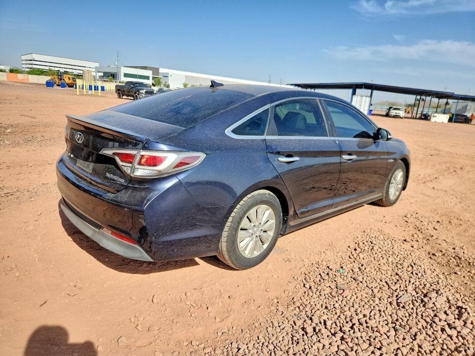 2017 HYUNDAI SONATA HYBRID SE 3