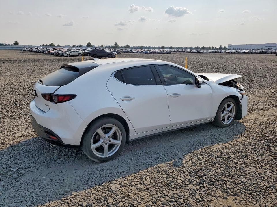 2021 MAZDA 3 PREMIUM 3