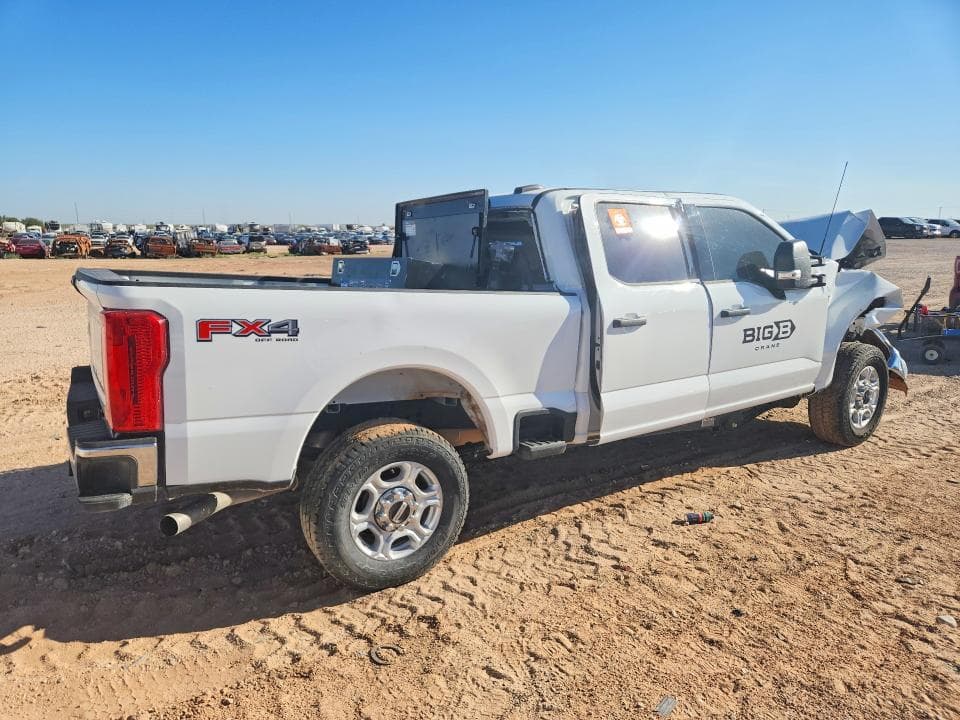 2025 FORD F250 SUPER DUTY 3
