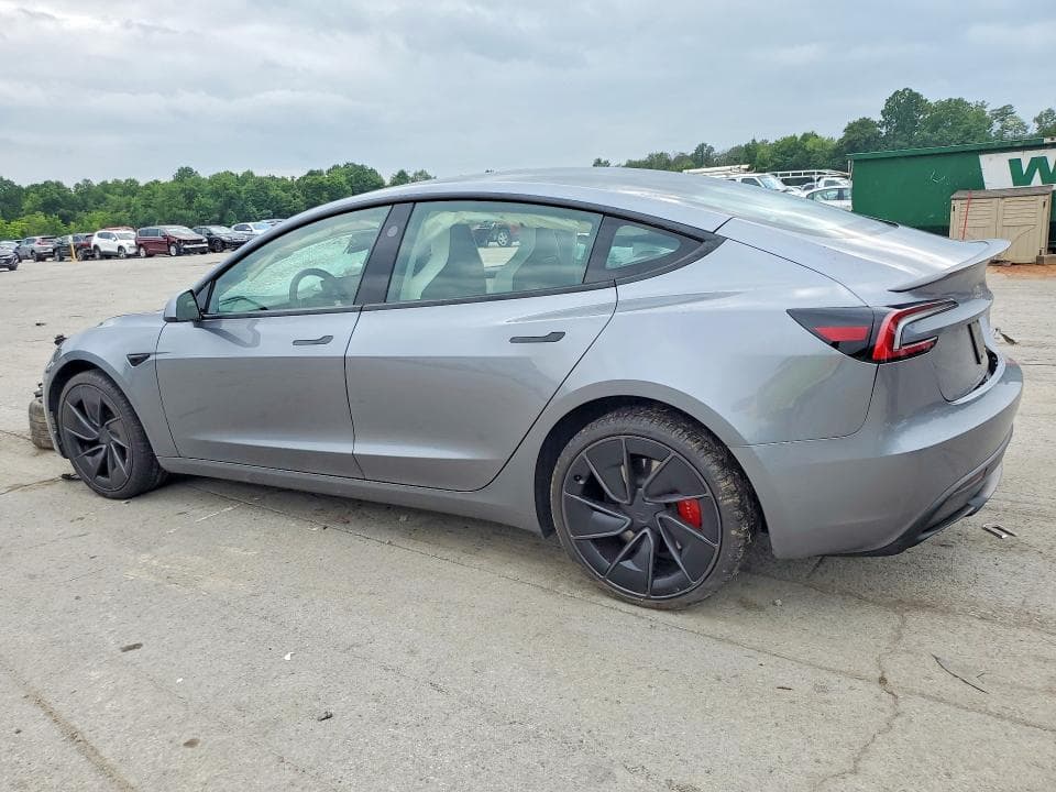 2025 TESLA MODEL 3 2