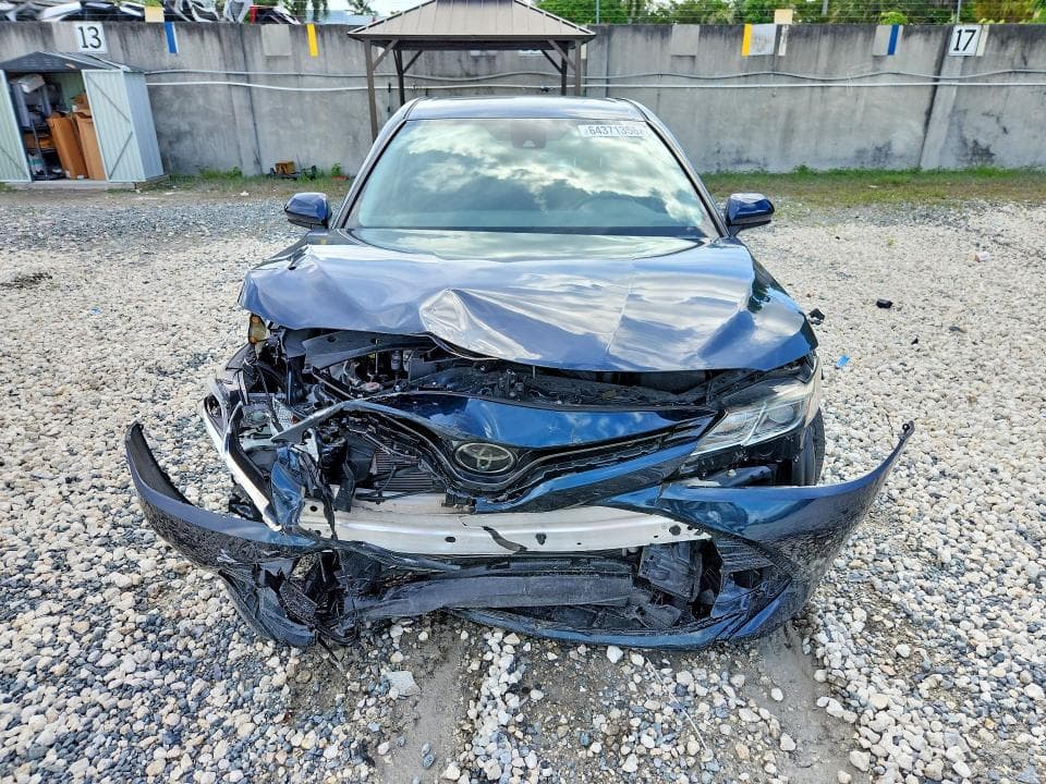 2020 TOYOTA CAMRY LE 5