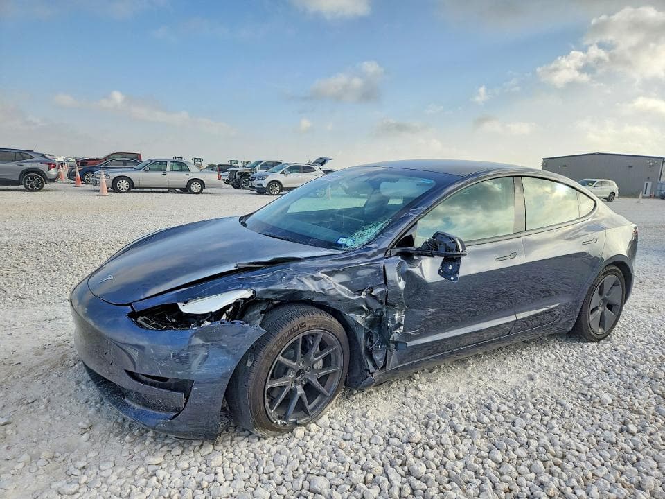 2023 TESLA MODEL 3 - 1
