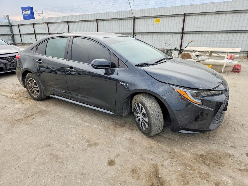 2021 TOYOTA COROLLA LE 4