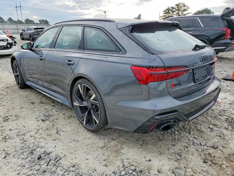 2023 AUDI RS6 2