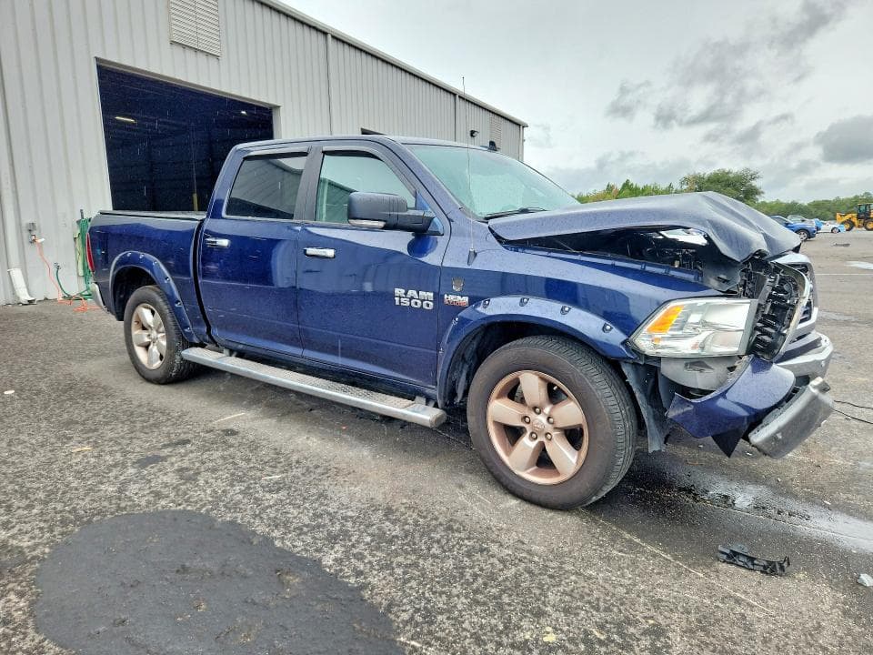 2018 RAM 1500 SLT 4