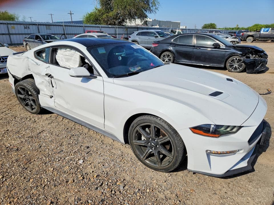 2018 FORD MUSTANG 4