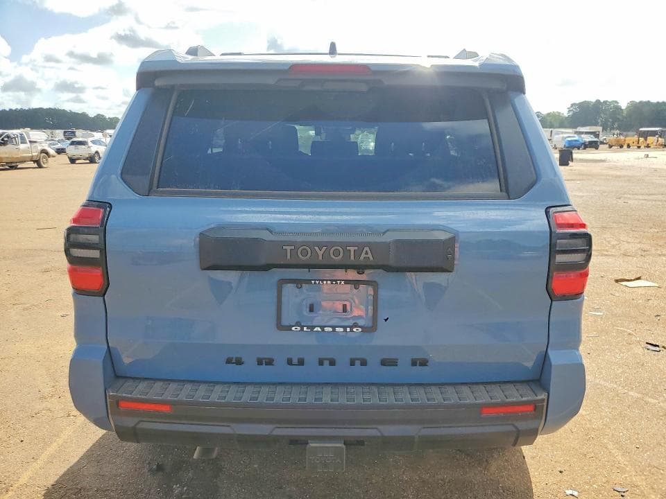 2025 TOYOTA 4RUNNER SR5 6
