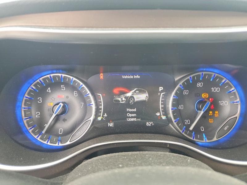 2017 CHRYSLER PACIFICA TOURING L PLUS 9