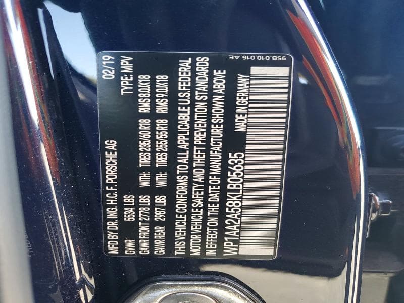2019 PORSCHE MACAN 12