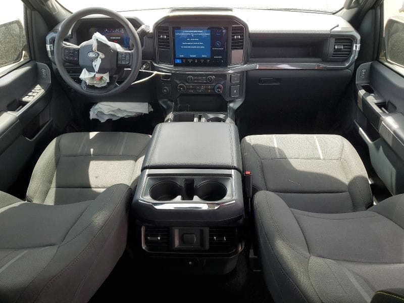 2025 FORD F150 STX 8