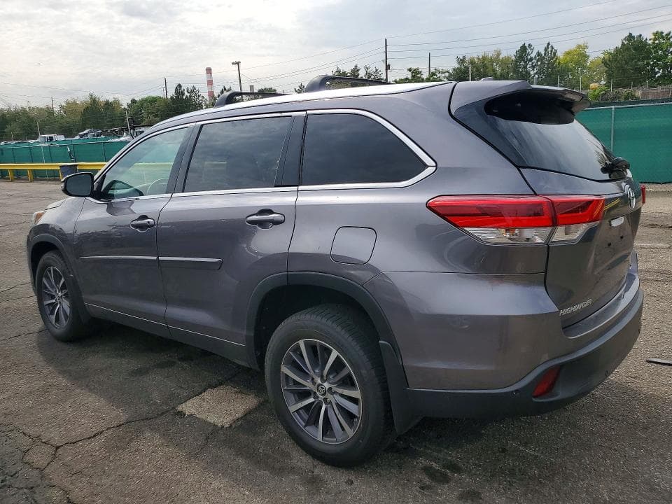 2018 TOYOTA HIGHLANDER XLE 2