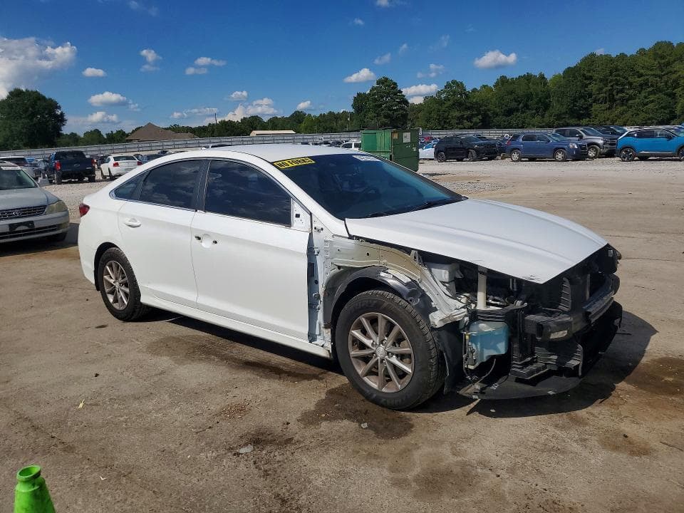 2019 HYUNDAI SONATA SE 4