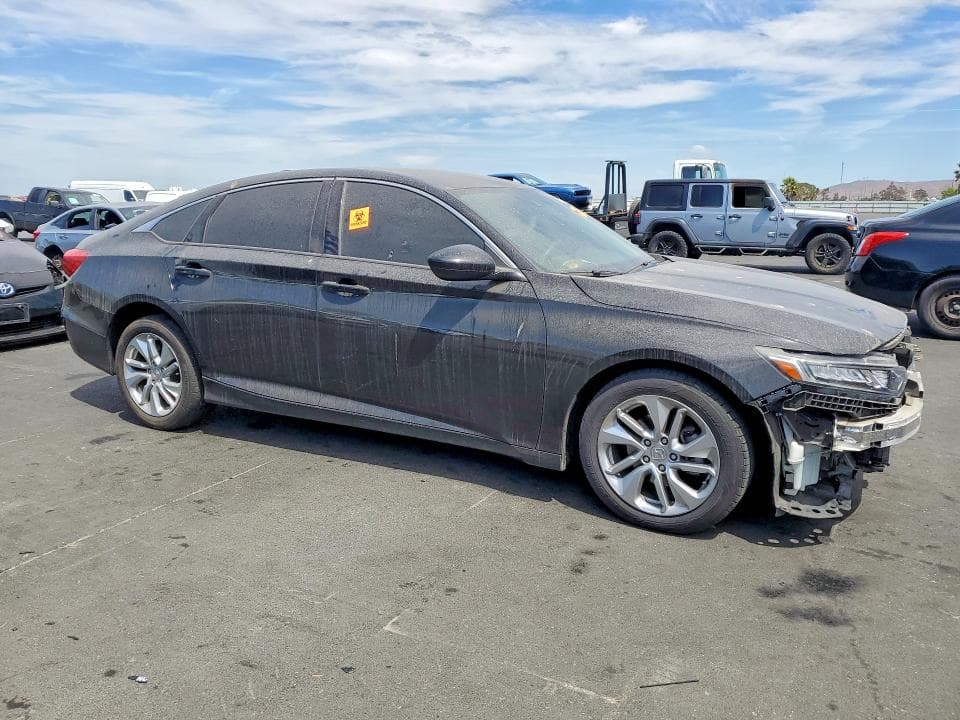 2018 HONDA ACCORD LX 4