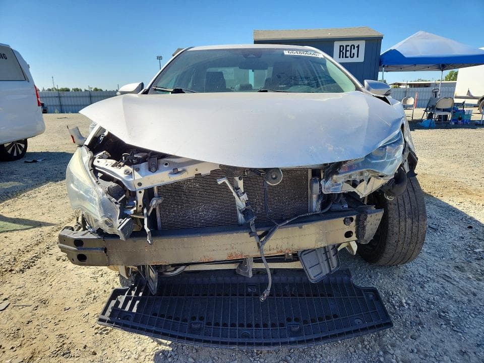 2017 TOYOTA COROLLA SE 5