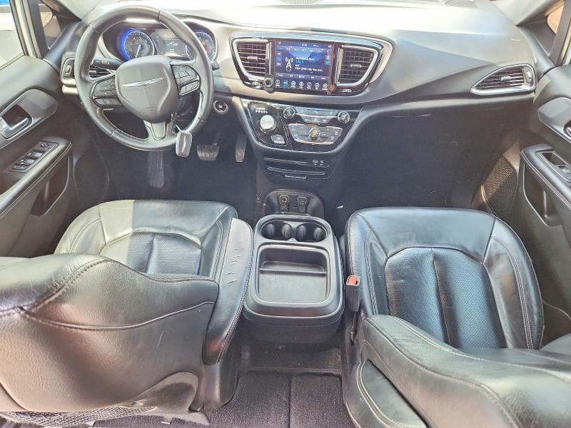 2018 CHRYSLER PACIFICA TOURING L 8