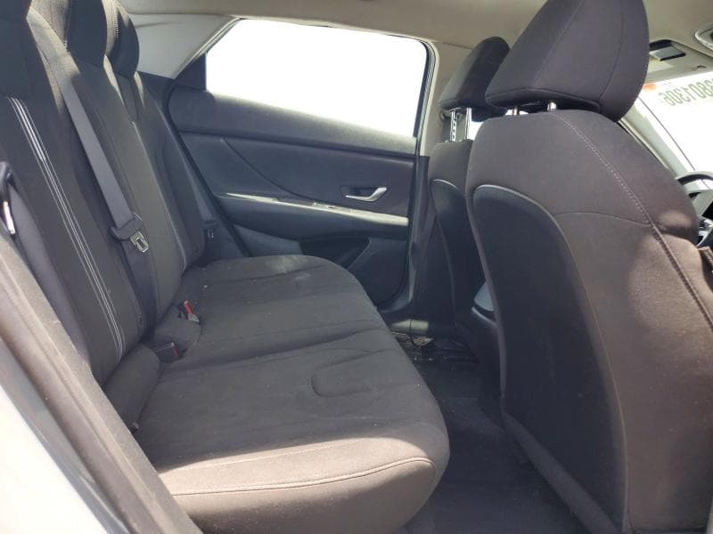 2023 HYUNDAI ELANTRA SEL 10