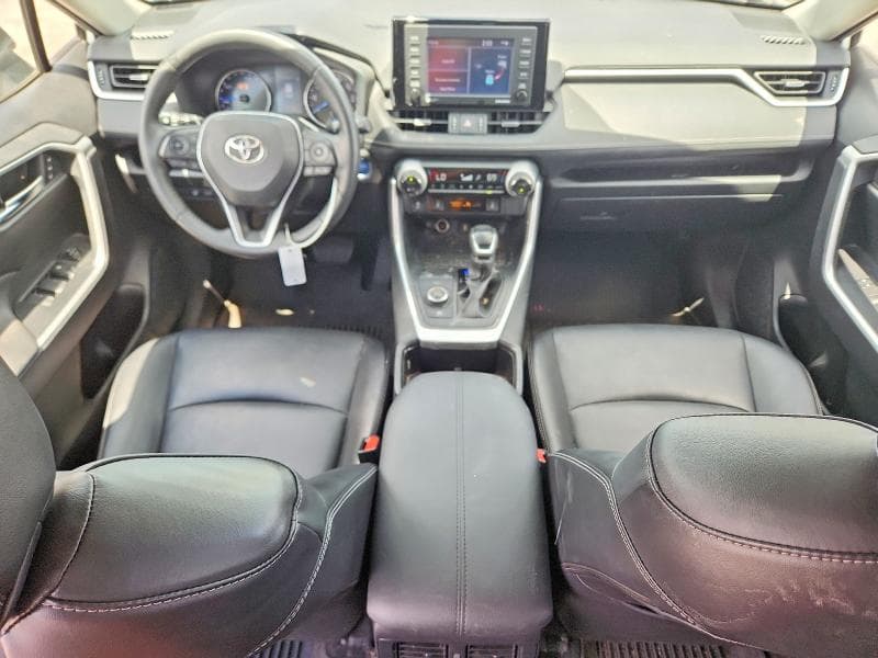 2022 TOYOTA RAV4 XLE PREMIUM 8