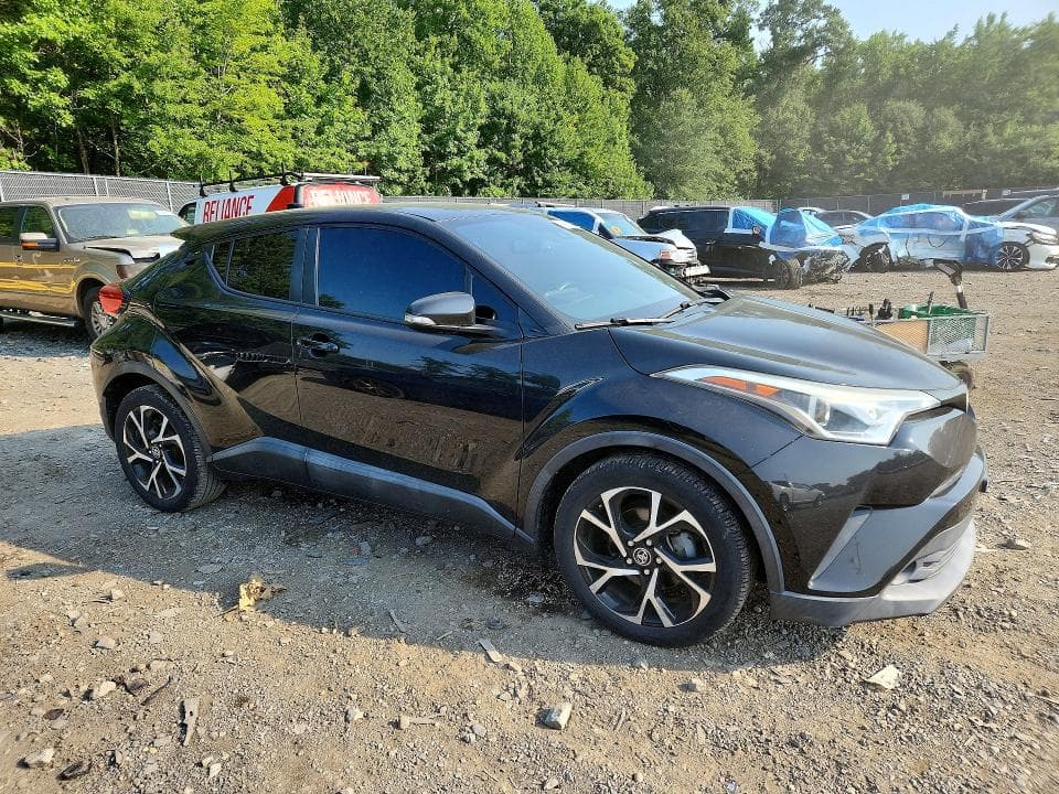 2018 TOYOTA C-HR XLE PREMIUM 4